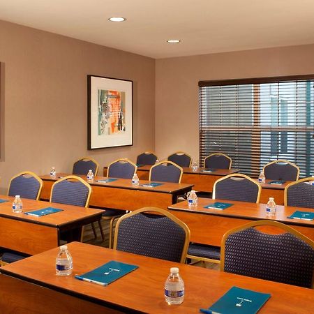 Hyatt House - University Village コロラドスプリングス エクステリア 写真